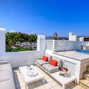 1080 Beachfront Penthouse 3 Floors Jacuzzi 2 Pools Wifi Roof Terrace Apartment Marbella